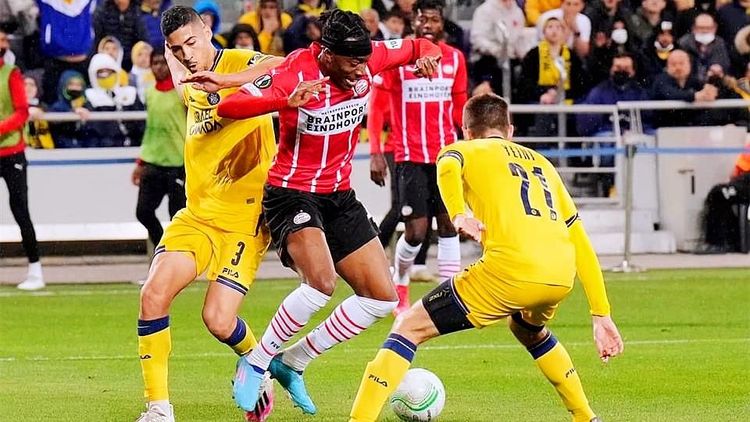 不仅意味着 不仅意味着